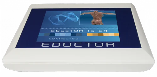 EDUCTOR Biofeedback-Gerät in der Schrägansicht: flaches, helles Gehäuse mit dunkelblauem Display, auf dem „EDUCTOR is on – connected“ steht